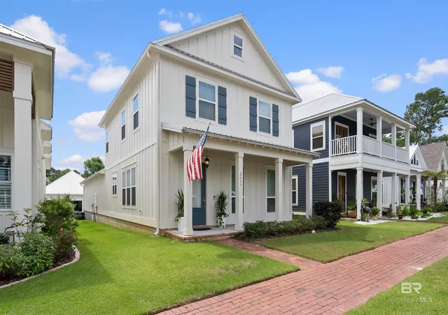 Homes for sale in Gulf Shores, AL | 2617 Bienville Avenue, Gulf Shores, AL 36542 | MLS# 398346