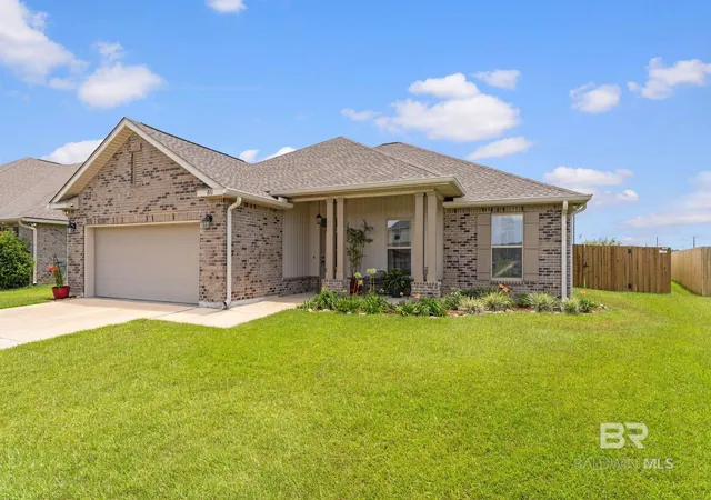 Homes for sale in Foley, AL | 816 Connolly Avenue, Foley, AL 36535 | MLS# 398937