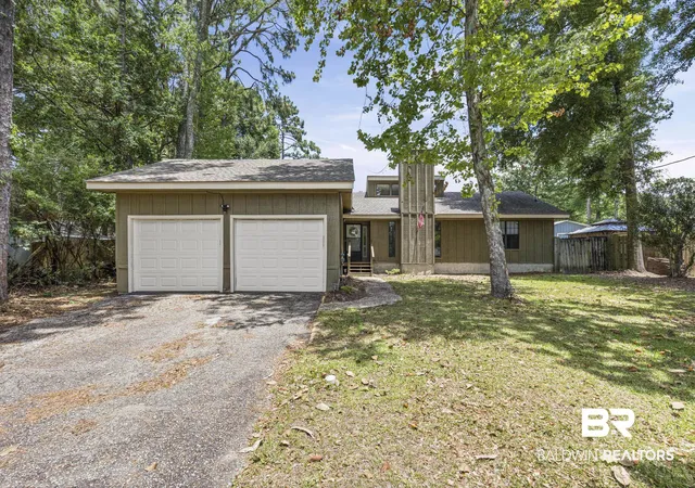 Photo 3 of Single family home for sale at 113 Brentwood Dr, Daphne, AL 36526 | MLS# 396497 | Listing updated on 2026-09-09