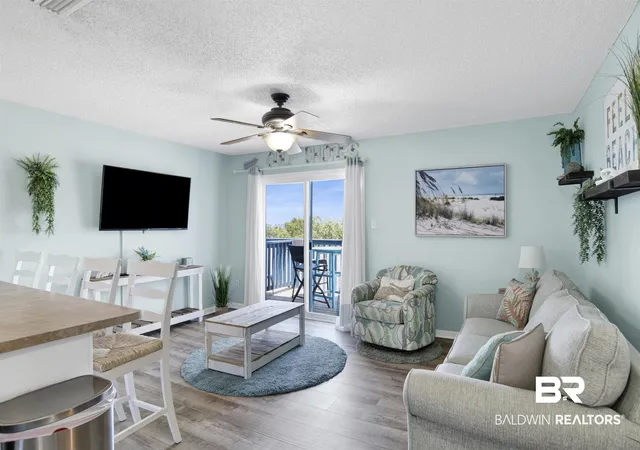 Photo 4 of Townhouse for sale at 1037 W Lagoon Ave #7, Gulf Shores, AL 36542 | MLS# 382342 | Listing updated on 2026-08-01