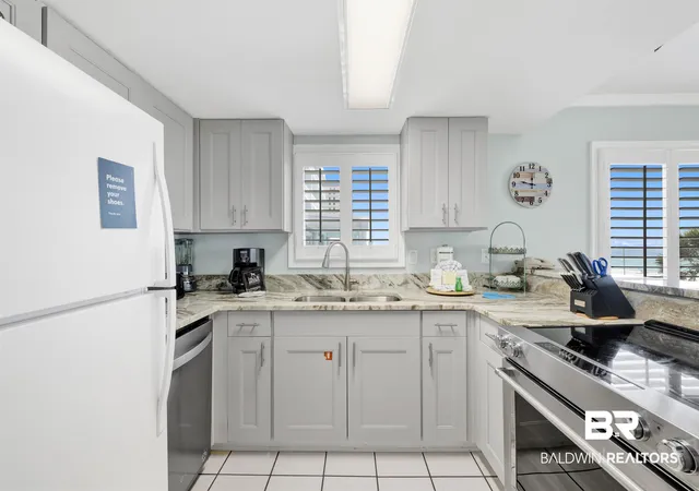 Photo 4 of Sale Pending at 517 E Beach Blvd #2A, Gulf Shores, AL 36542 | MLS# 394038 | Listing updated on 2026-09-17