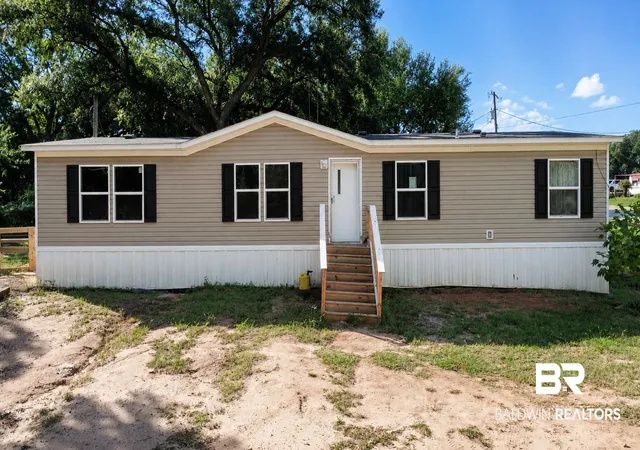 Photo 1 of Sale Pending at 18540 Aspen Cir, Robertsdale, AL 36567 | MLS# 398432 | Listing updated on 2026-09-17
