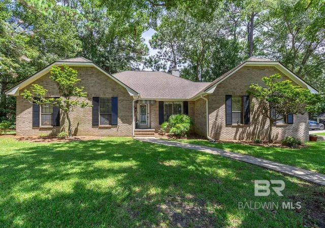 Homes for sale in Fairhope, AL | 510 Patlynn Dr, Fairhope, AL 36532 | MLS# 393770