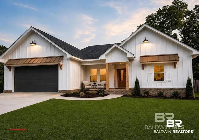 Photo 2 of Sale Pending at 11403 Warrie Crk Aly, Fairhope, AL 36532 | MLS# 393971 | Listing updated on 2026-08-02