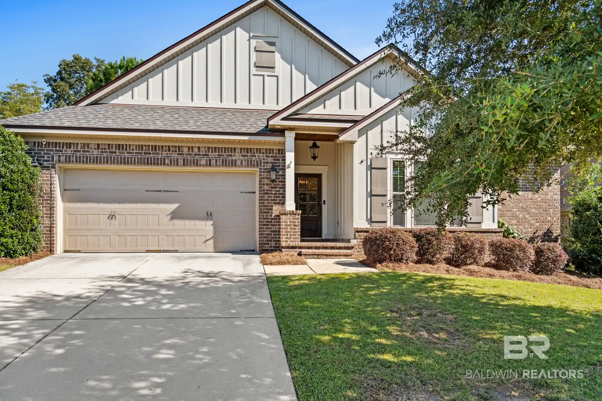 Photo 1 of Single family home for sale at 30212 Persimmon Dr, Daphne, AL 36527 | MLS# 412135 | Listing updated on 2026-10-21