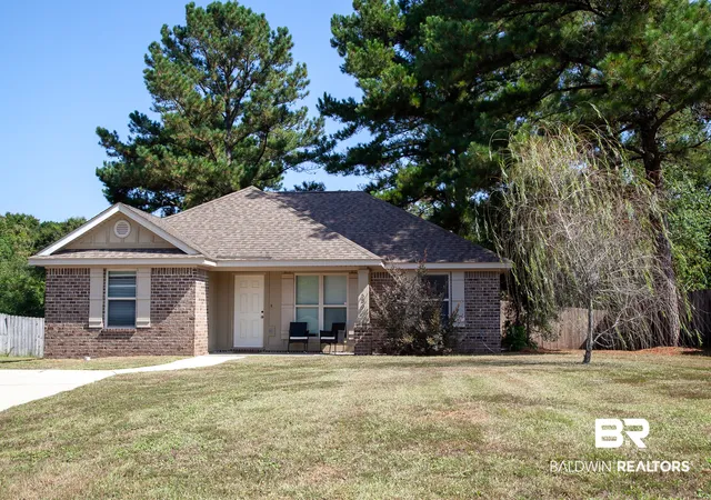 Single family home for sale at 9530 Fox Hunter Ct W, Semmes, AL 36575 | MLS# 409084