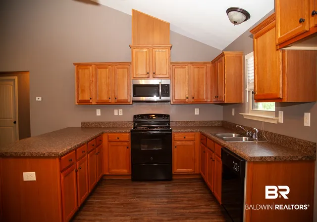 Photo 4 of Single family home for sale at 9530 Fox Hunter Ct W, Semmes, AL 36575 | MLS# 409084 | Listing updated on 2026-08-28