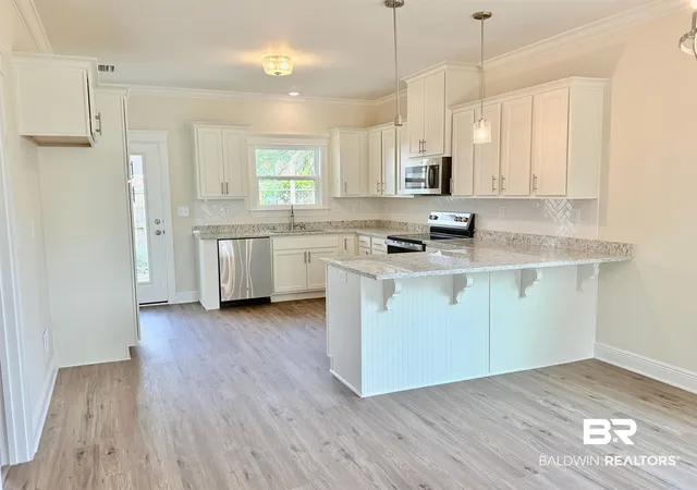 Photo 3 of Single family home for sale at 2298 Snowden Pl, Mobile, AL 36609 | MLS# 387331 | Listing updated on 2026-08-02