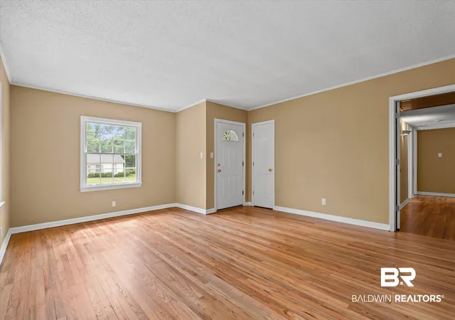 3rd image of 1429 Forest Dale Dr, Mobile, AL 36618 | MLS# 394754