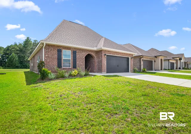 Photo 2 of Single family home for sale at 11368 Kingsland Dr, Daphne, AL 36526 | MLS# 409138 | Listing updated on 2026-09-11