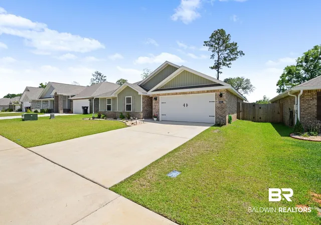 Photo 3 of Single family home for sale at 8021 N Valor Ridge Way, Mobile, AL 36619 | MLS# 395981 | Listing updated on 2026-08-25