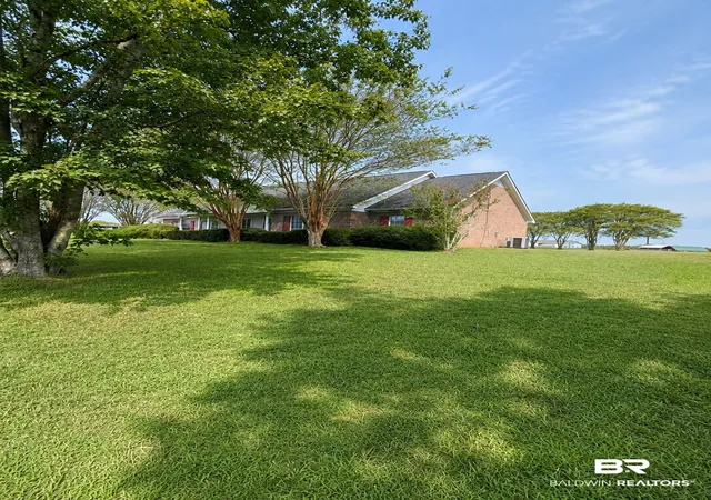 Photo 2 of Single family home for sale at 84 Pappas Pond Rd, Montgomery, AL 36043 | MLS# 409856 | Listing updated on 2026-08-31