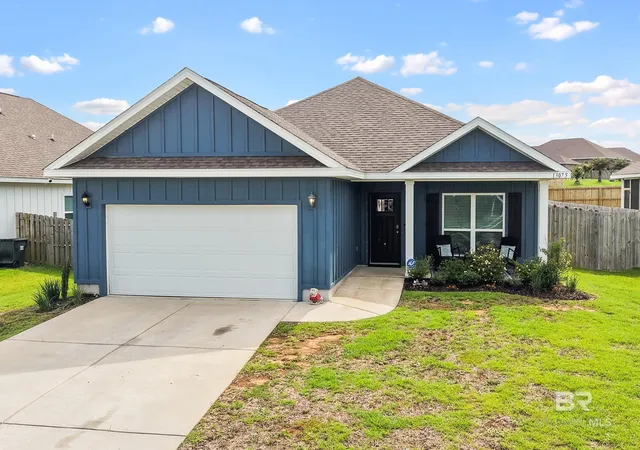 Homes for sale in Fairhope, AL | 13075 Shoshoney Circle, Fairhope, AL 36532 | MLS# 397490