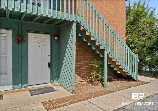Photo 2 of Townhouse for sale at 500 Grant St #A104, Daphne, AL 36526 | MLS# 395672 | Listing updated on 2026-09-11