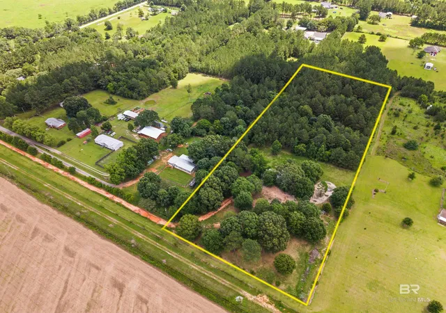 Homes for sale in Robertsdale, AL | 22970 County Road 64, Robertsdale, AL 36567 | MLS# 397740