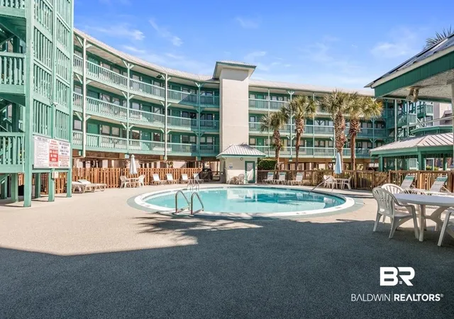 Photo 4 of Townhouse for sale at 952 W Beach Blvd, Gulf Shores, AL 36542 | MLS# 388125 | Listing updated on 2026-07-28