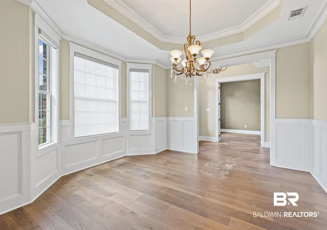 Photo 3 of Single family home for sale at 211 Belmont Ave, Fairhope, AL 36532 | MLS# 392850 | Listing updated on 2026-09-09