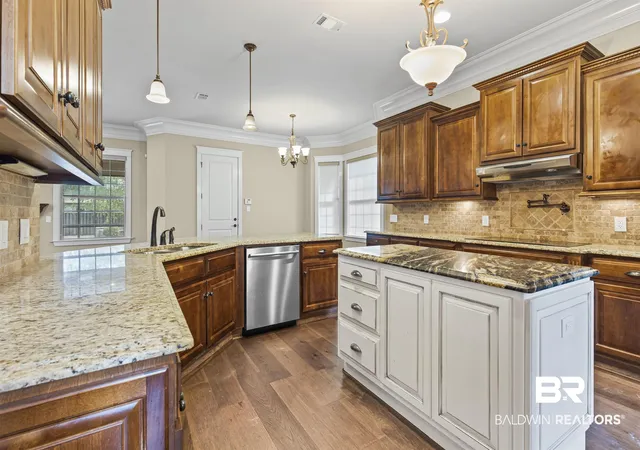 Photo 4 of Single family home for sale at 211 Belmont Ave, Fairhope, AL 36532 | MLS# 392850 | Listing updated on 2026-09-09