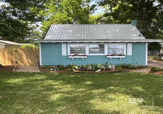 Homes for sale in Robertsdale, AL | 18797 Carolina Street, Robertsdale, AL 36567 | MLS# 395522