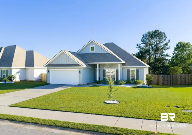 Photo 3 of Single family home for sale at 465 Aldrin Ave, Gulf Shores, AL 36542 | MLS# 396892 | Listing updated on 2026-09-18