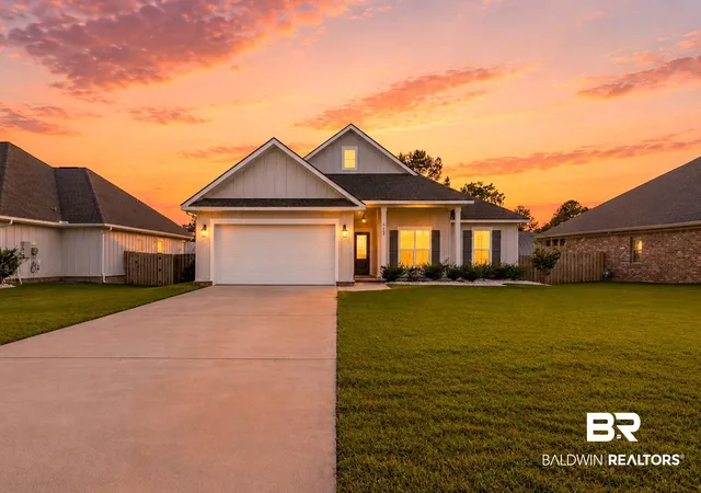 Photo 4 of Single family home for sale at 465 Aldrin Ave, Gulf Shores, AL 36542 | MLS# 396892 | Listing updated on 2026-09-18