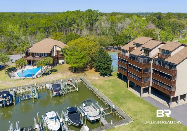 Photo 4 of Townhouse for sale at 4723 Port Side Ln #101, Gulf Shores, AL 36542 | MLS# 393497 | Listing updated on 2026-09-25