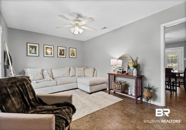Photo 3 of Single family home for sale at 5612 N Vista Bonita Dr, Mobile, AL 36609 | MLS# 398698 | Listing updated on 2026-09-01