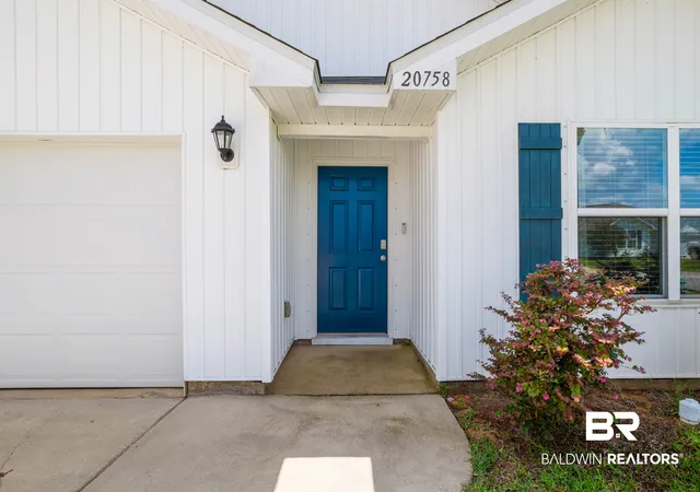 Photo 3 of Single family home for sale at 20758 Mercury Dr, Robertsdale, AL 36567 | MLS# 409135 | Listing updated on 2026-08-21