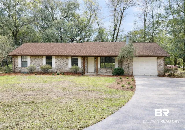 Photo 1 of Single family home for sale at 9318 Hearon Ln, Lillian, AL 36549 | MLS# 393706 | Listing updated on 2026-09-24