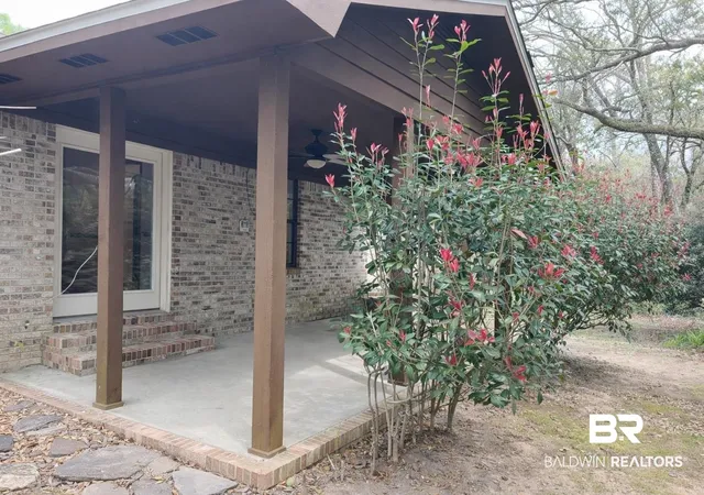 Photo 3 of Single family home for sale at 9318 Hearon Ln, Lillian, AL 36549 | MLS# 393706 | Listing updated on 2026-09-24