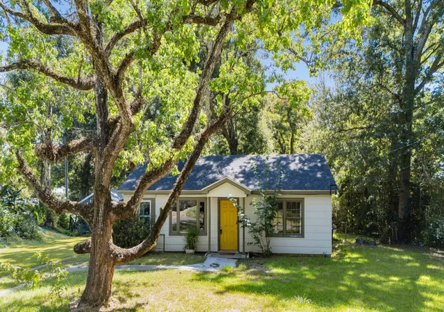 Single family home for sale at 1467 Pitman Dr, Mobile, AL 36605 | MLS# 398718