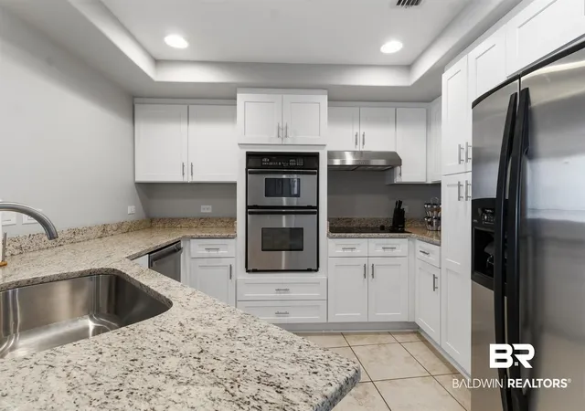Photo 3 of Townhouse for sale at 521 W Beach Blvd #2402, Gulf Shores, AL 36542 | MLS# 400150 | Listing updated on 2026-09-22