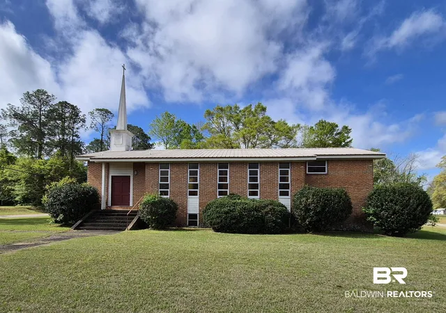 1st image of 305 Rural St, Evergreen, AL 36401 | MLS# 394586