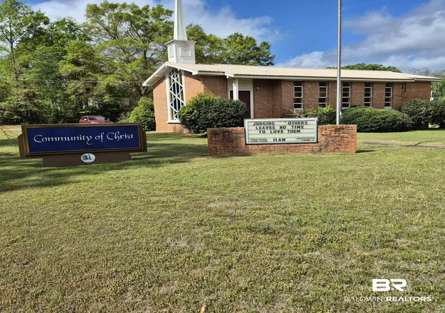 3rd image of 305 Rural St, Evergreen, AL 36401 | MLS# 394586