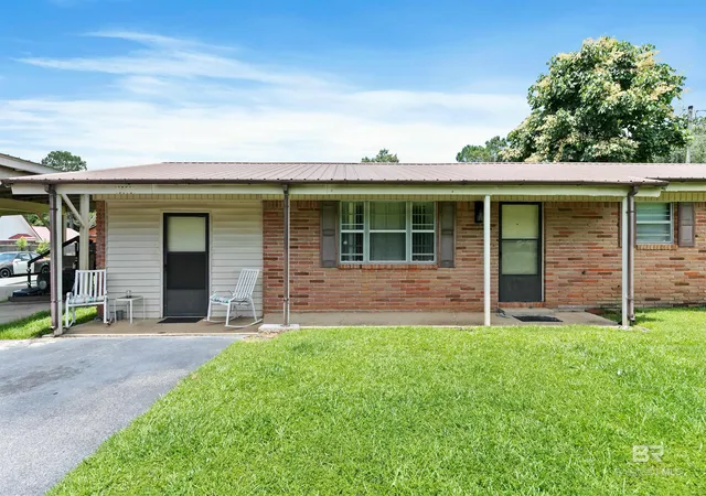 Homes for sale in Robertsdale, AL | 24175 County Road 85, Robertsdale, AL 36567 | MLS# 398014
