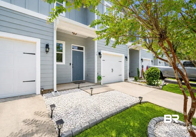 Photo 2 of Townhouse for sale at 25806 Pollard Rd, Daphne, AL 36526 | MLS# 399684 | Listing updated on 2026-09-23