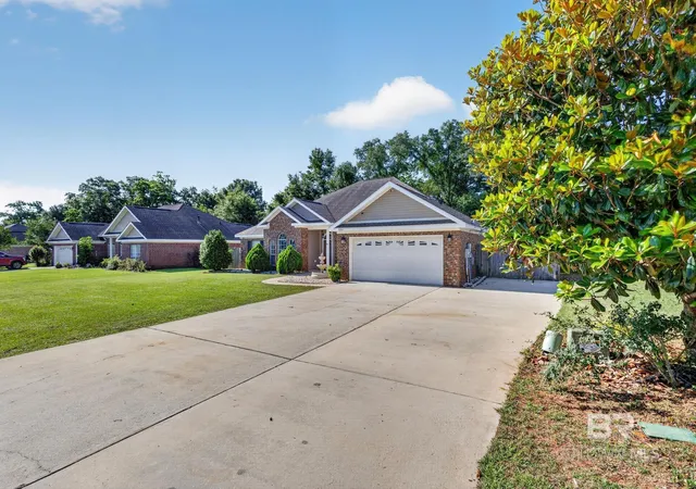 Homes for sale in Foley, AL | 16566 Tyson Dr, Foley, AL 36535 | MLS# 396524