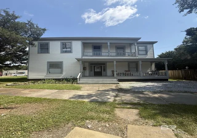 Homes for sale in Mobile, AL | 1107 Montauk Avenue, Mobile, AL 36604 | MLS# 398847
