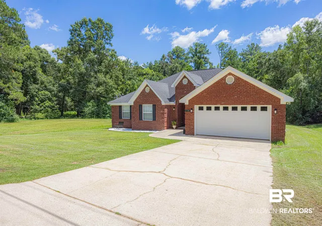 Photo 2 of Single family home for sale at 138 Lakeview Loop, Daphne, AL 36526 | MLS# 399758 | Listing updated on 2026-09-17