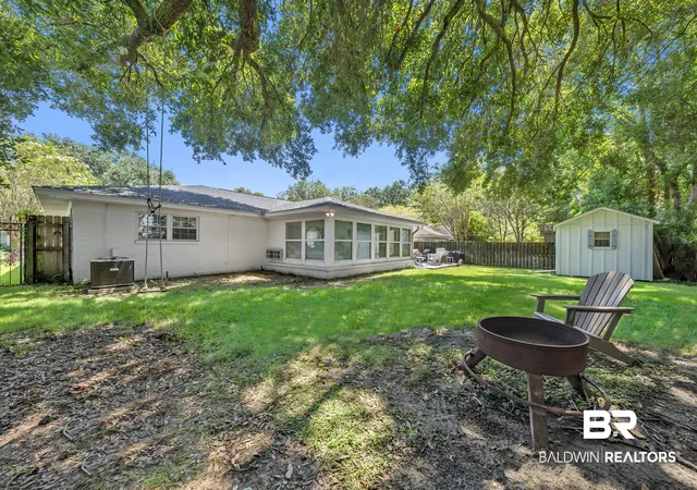 Photo 4 of Single family home for sale at 42 Paddock Dr, Fairhope, AL 36532 | MLS# 409855 | Listing updated on 2026-08-28