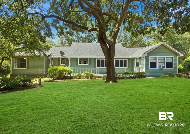 Photo 2 of Sale Pending at 33297 Antietam Rd, Lillian, AL 36549 | MLS# 409038 | Listing updated on 2026-09-03