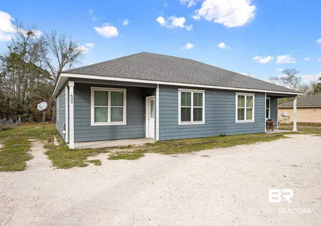 Photo 1 of Townhouse for sale at 635 E Azalea Ave, Foley, AL 36535 | MLS# 397408 | Listing updated on 2026-09-17