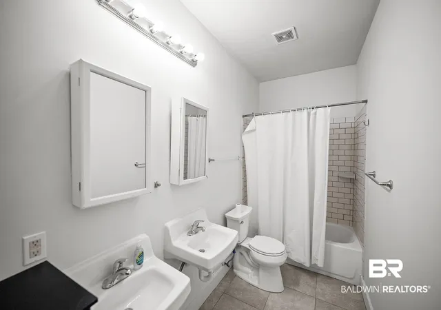 Photo 3 of Townhouse for sale at 635 E Azalea Ave, Foley, AL 36535 | MLS# 397408 | Listing updated on 2026-09-17