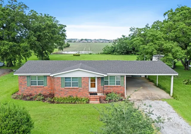 Homes for sale in Loxley, AL | 1078 S Magnolia Street, Loxley, AL 36551 | MLS# 398286