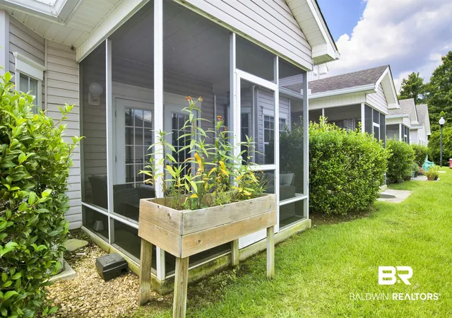 Photo 20 of Townhouse for sale at 102 Courthouse Dr #4, Fairhope, AL 36532 | MLS# 399014 | Listing updated on 2026-08-25