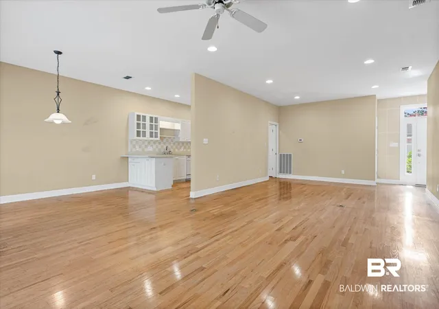 Photo 4 of Single family home for sale at 130 Club Dr, Fairhope, AL 36532 | MLS# 397471 | Listing updated on 2026-09-09