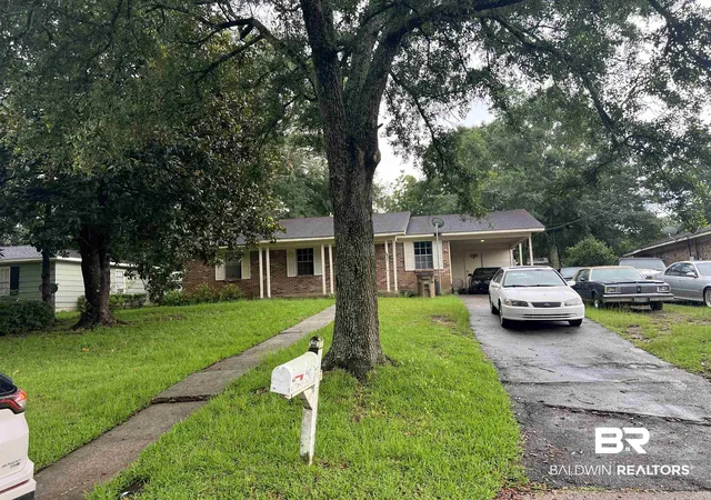Photo 1 of Sale Pending at 4303 Panorama Blvd, Mobile, AL 36609 | MLS# 381274 | Listing updated on 2026-07-28
