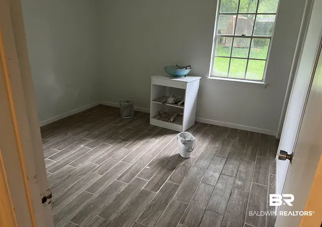 Photo 4 of Sale Pending at 4303 Panorama Blvd, Mobile, AL 36609 | MLS# 381274 | Listing updated on 2026-07-28