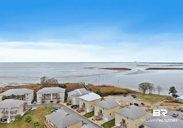 Photo 3 of Townhouse for sale at 4 Yacht Clb Dr #30, Daphne, AL 36526 | MLS# 405283 | Listing updated on 2026-09-13