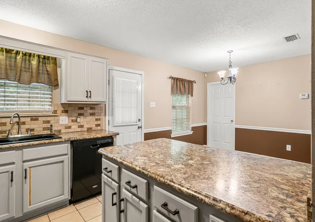 Photo 3 of Sale Pending at 6332 N Woodside Dr, Theodore, AL 36582 | MLS# 409027 | Listing updated on 2026-09-04